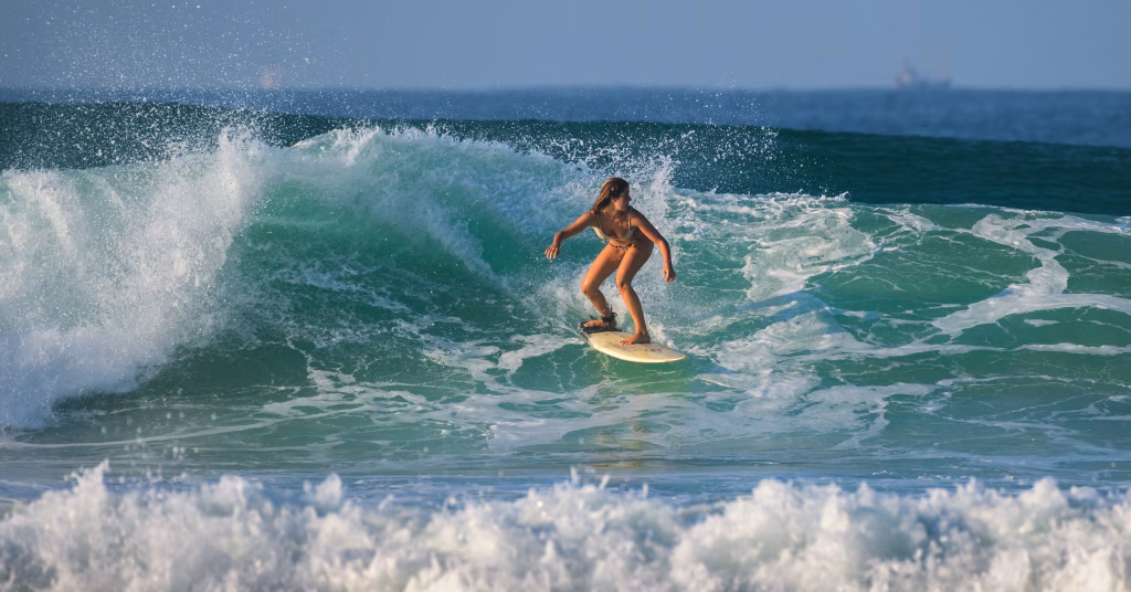 Sri Lanka surfing